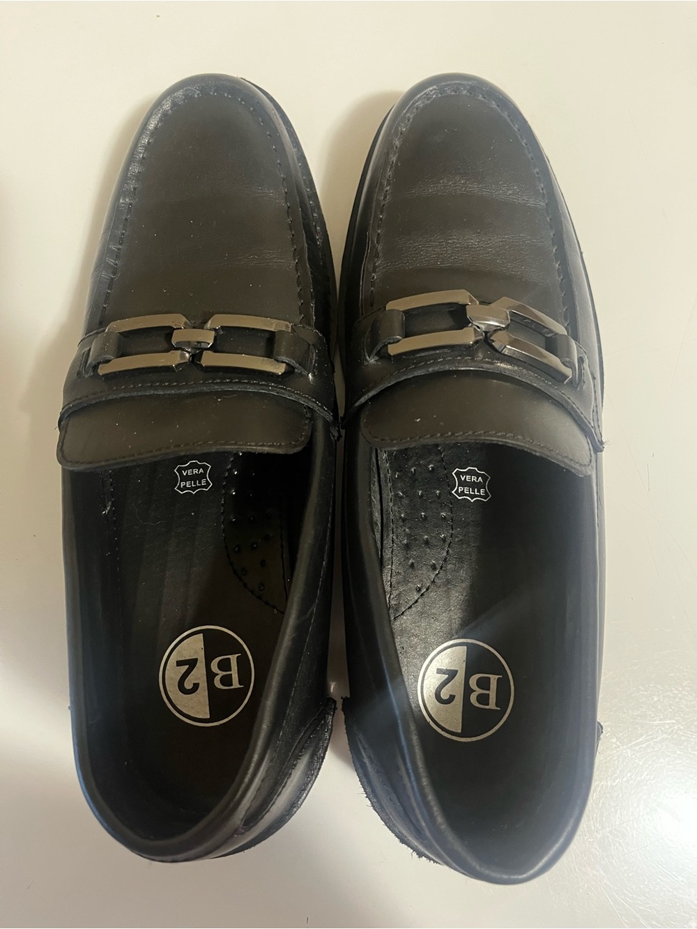 Men's B2 by Browns - Black Leather Slip on Loafers - Size 40